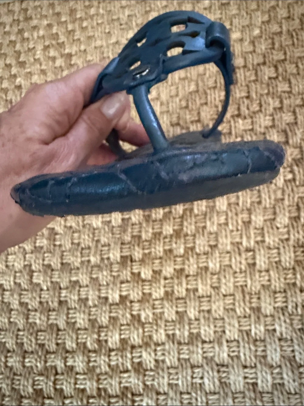 Tory Burch Miller Logo Medallion Thong Sandals Navy 7.5